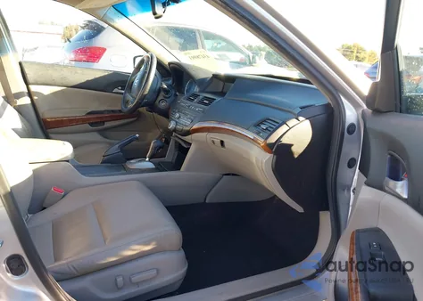 2011 Honda Accord 3.5 Ex-L z USA, uszkodzony, nr VIN 1HGCP3F80BA022683